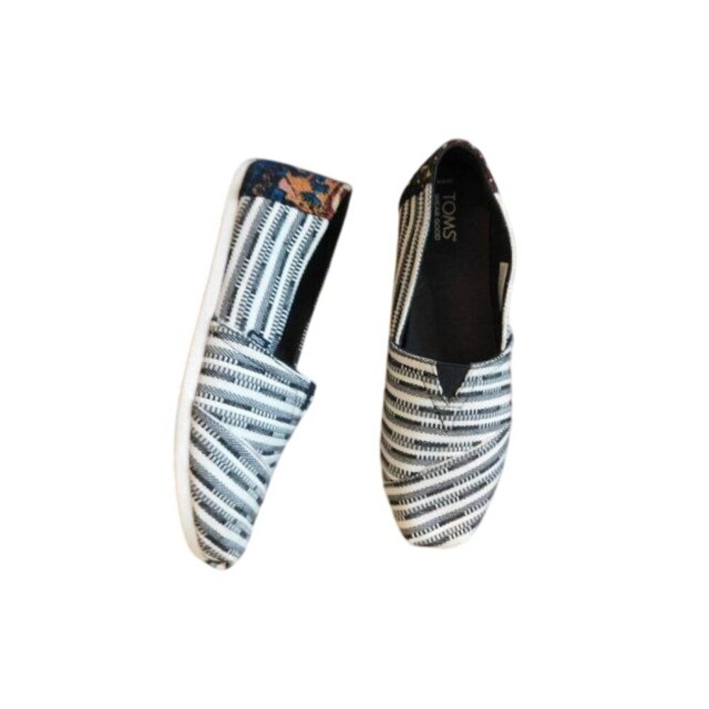 Toms Size 11 Boho Print Flat Slip on Shoes  *Runs Small like 10.5